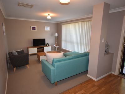 6 Cardiff Arms Avenue, Dubbo