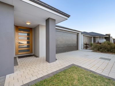 32 Waddington Loop, Haynes