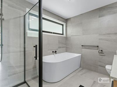 1 / 8 Brighton Place, Wynyard, Wynyard