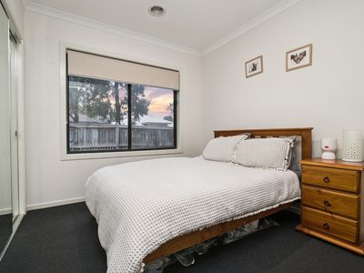 2 Halycon Bend, Beveridge