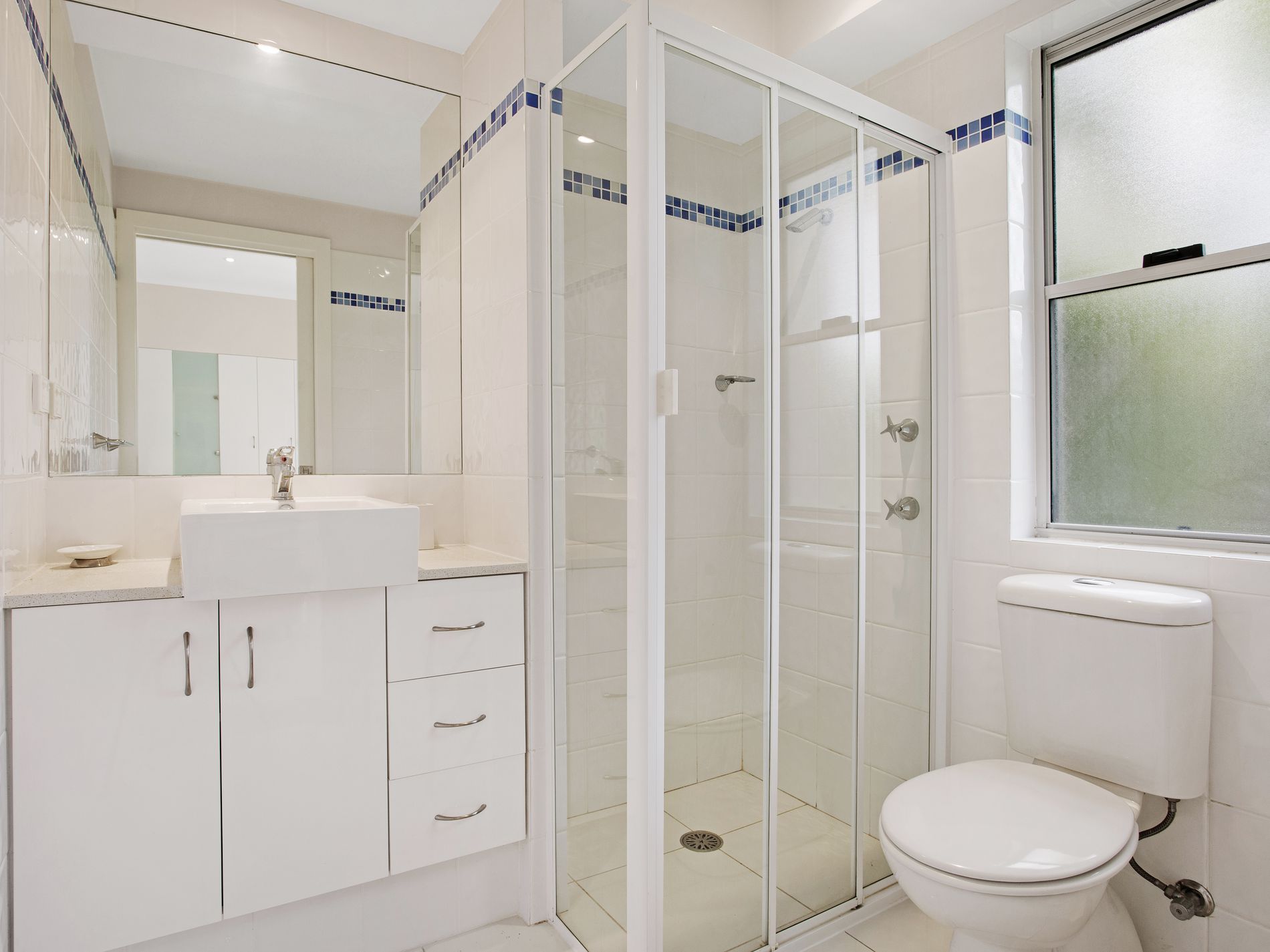 1 / 15 Moola Street, Hawks Nest