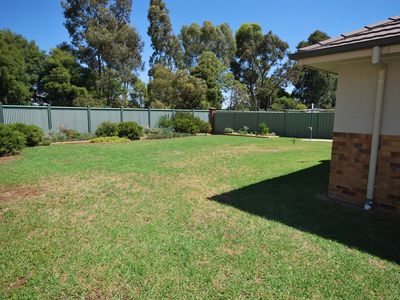 27 Namoi Crescent, Dubbo