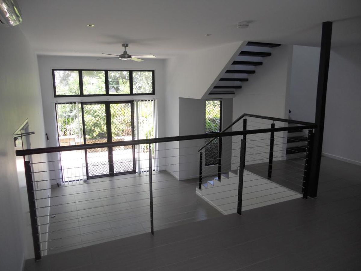 3 / 53 Lambert Road, Indooroopilly