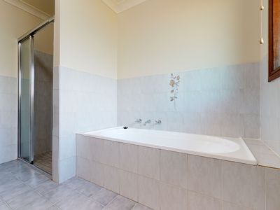 67 Murrayfield Drive, Dubbo