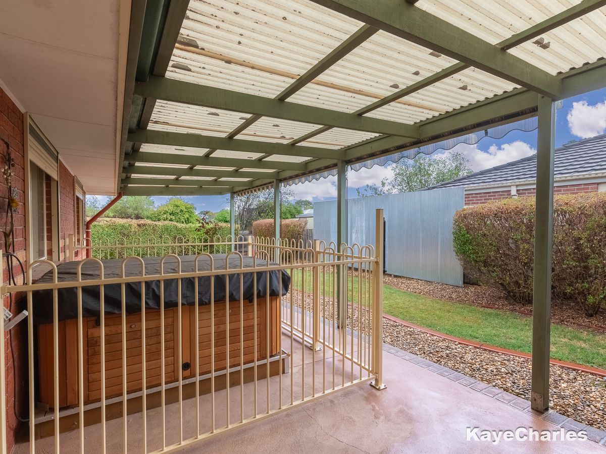 22 Lakeview Terrace, Beaconsfield