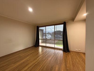 39 Minogue Crescent, Hoppers Crossing