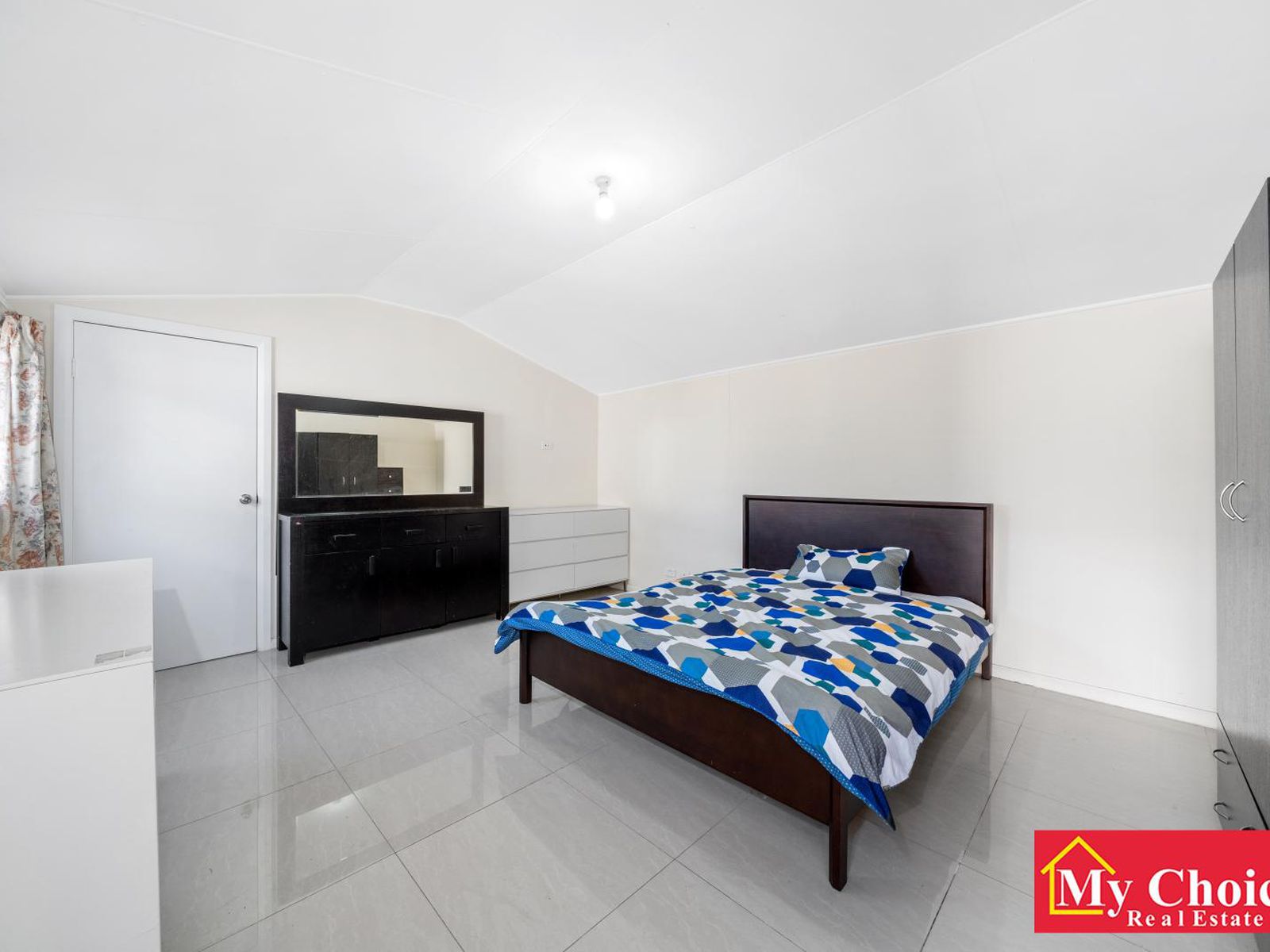 165 Proctor Parade, Chester Hill