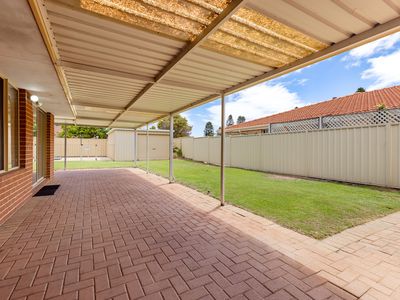 11 Orleans Drive, Port Kennedy