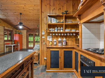 233 Braines Lane, Meadow Creek