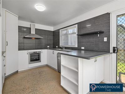54 Moody Street, Manoora