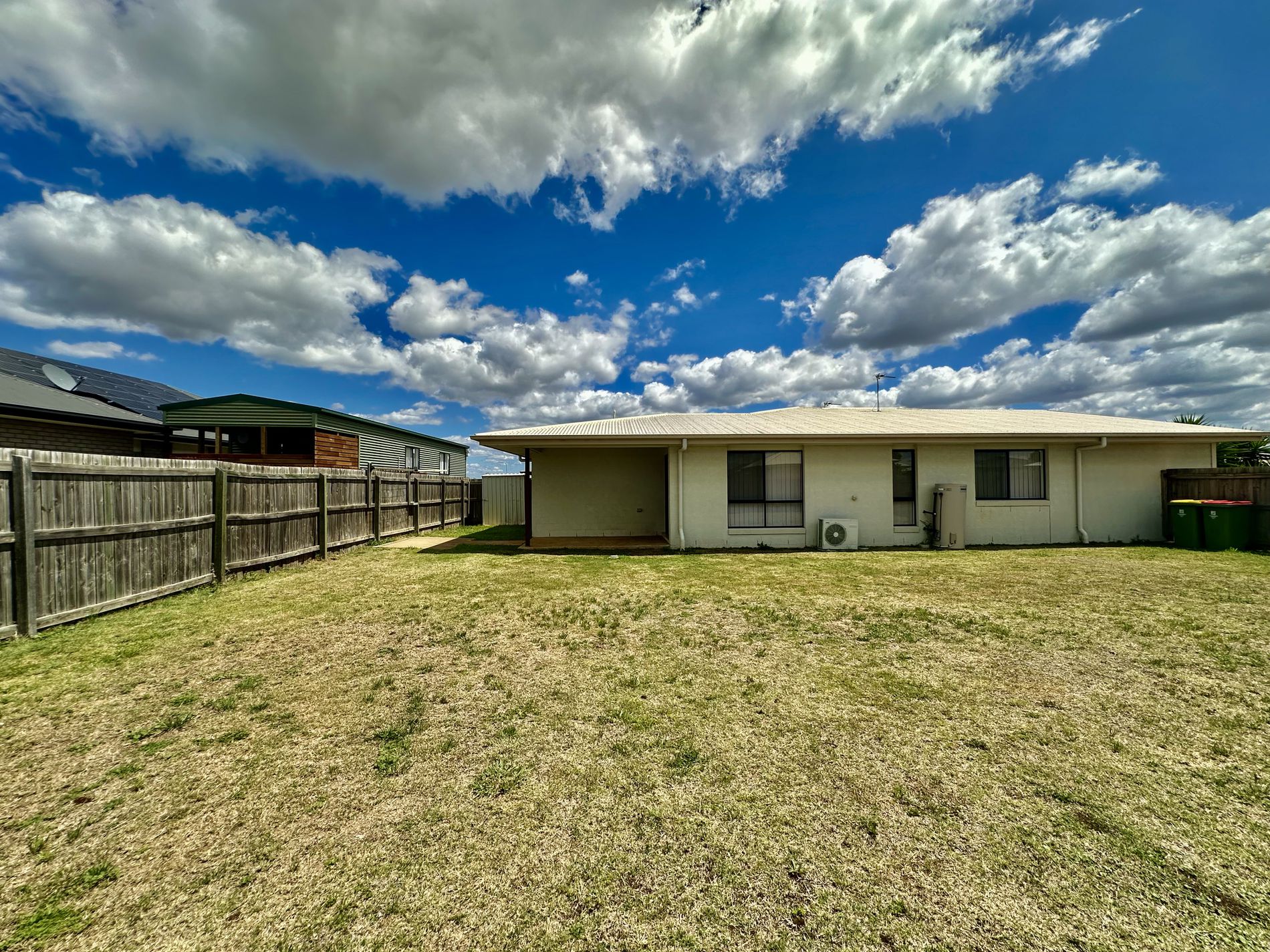 1 / 5 Corack Avenue, Cambooya