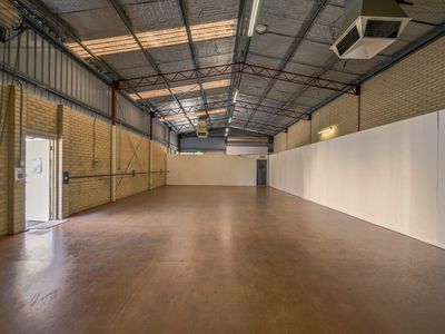 1 / 4 Pusey Road, Cockburn Central