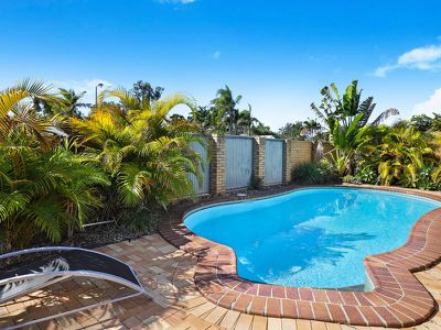 2 Applegin Court, Mooloolaba