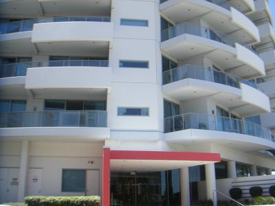 303 / 108 Terrace Road, Perth