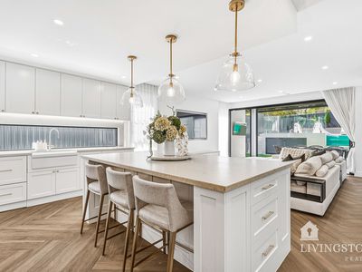 74 Naomi Street South, Winston Hills