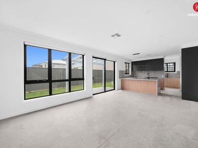 28 Old Glenfield Road, Casula