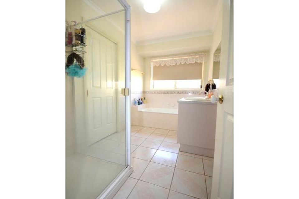 31 Pattison Drive, Kangaroo Flat PH Property