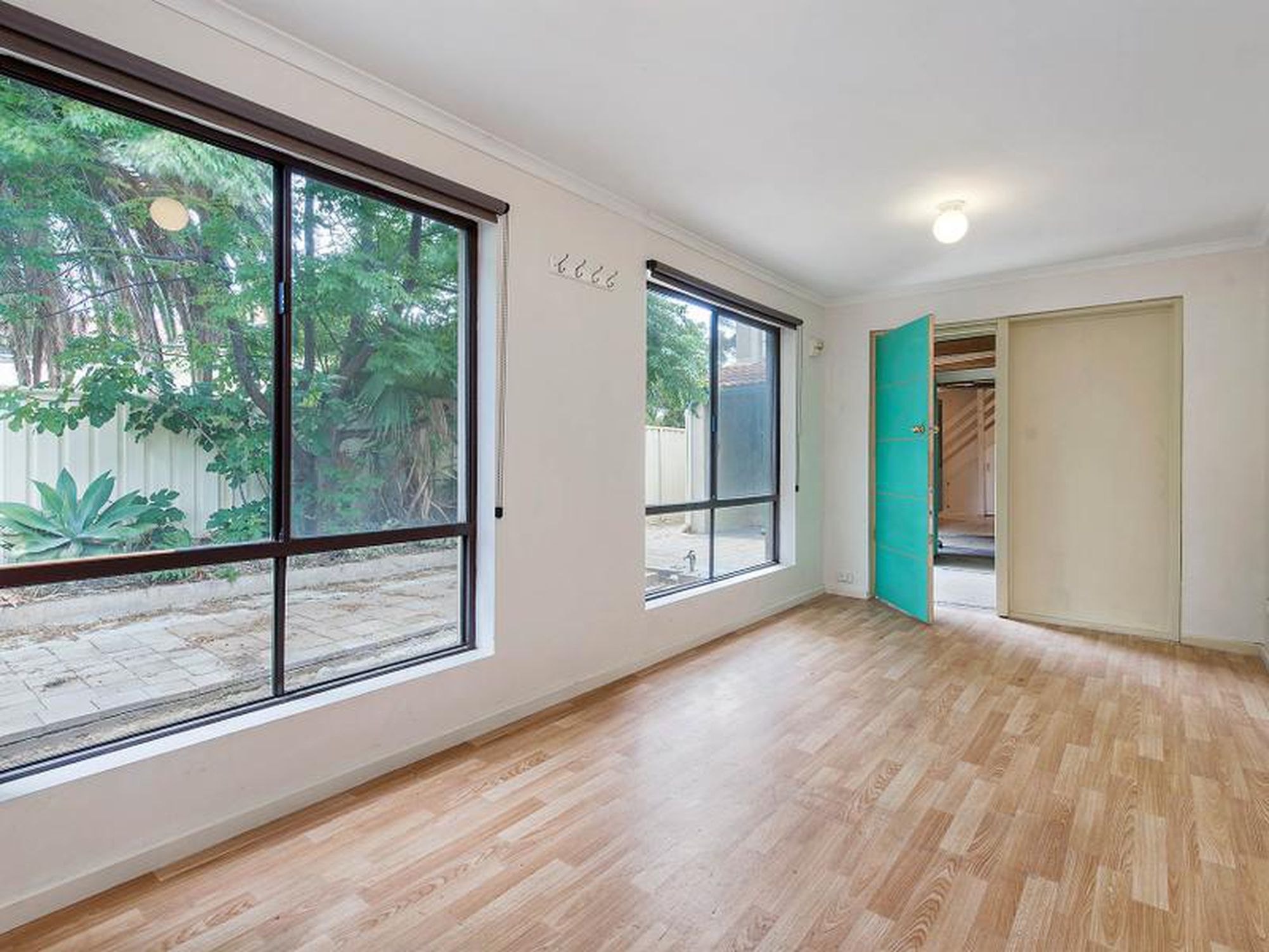 19 Curlew Court, Semaphore Park