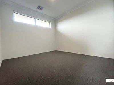 52 Kingfisher Road, Eglinton