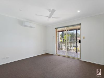 6 Tuross Close, Lake Haven