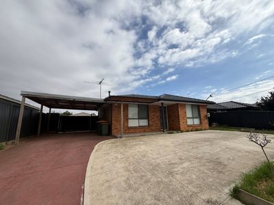 1 Greenshank Court, Werribee