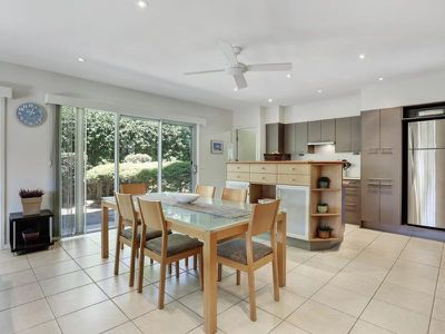 2 / 12 Russell Street, Hawks Nest