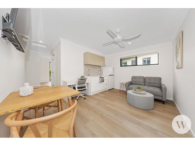 2 / 131 Creek Road, Mount Gravatt East