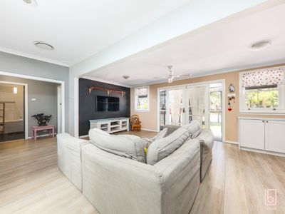 82 The Corso, Gorokan