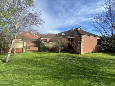 84 Whites Road, Warrnambool