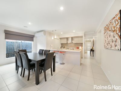 9 Talisker Street, Tarneit