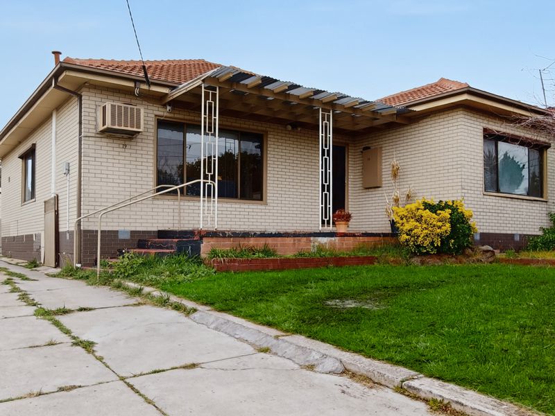 property_name(property)