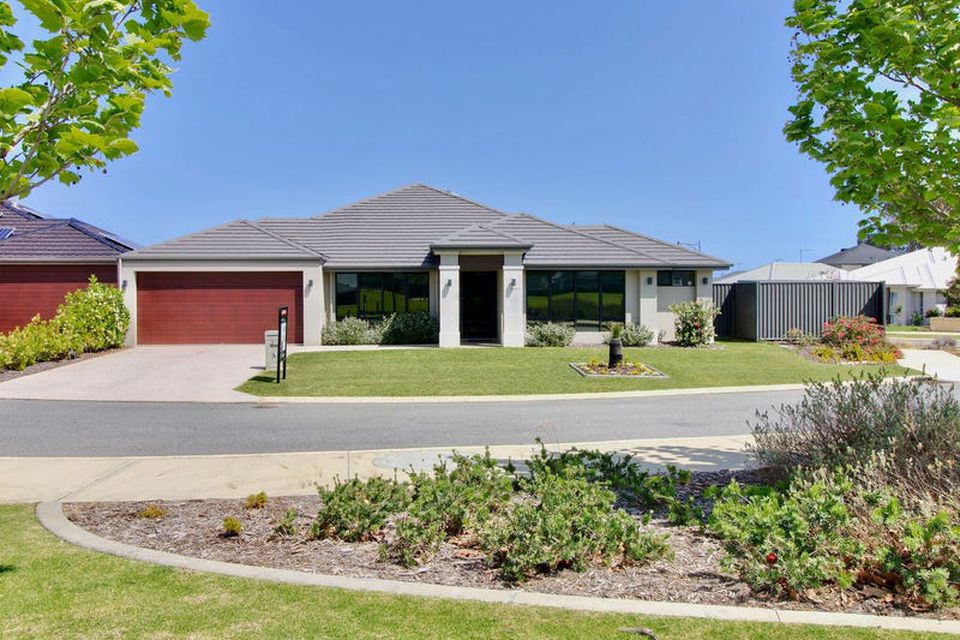 2 Whinhill Loop , Baldivis