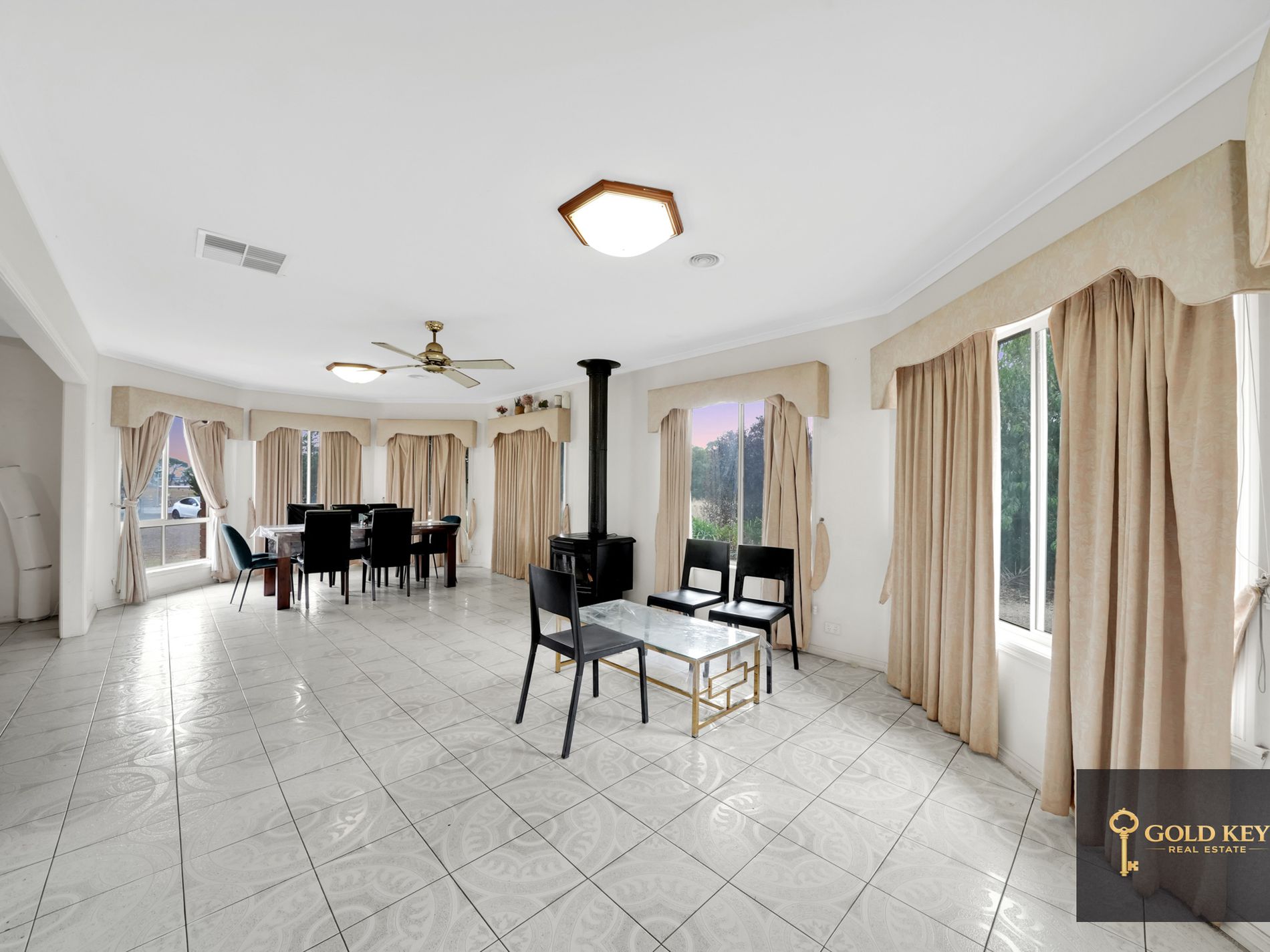 149-159 Westcott Parade, Rockbank