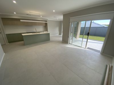5 Figbird Street, Cooranbong