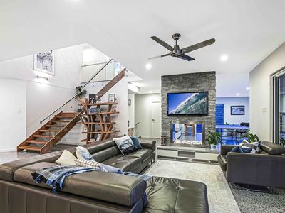 56 Blue Hills Drive, Bunya