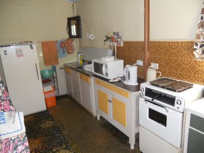 4 Hill Street, Donovans