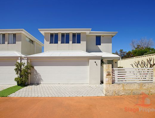 Coastal Living in a Quiet Coogee Cul-de-Sac