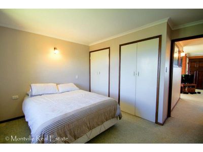 242-246 Flaxton Drive, Flaxton