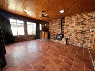 7 Oxley Circle, Dubbo