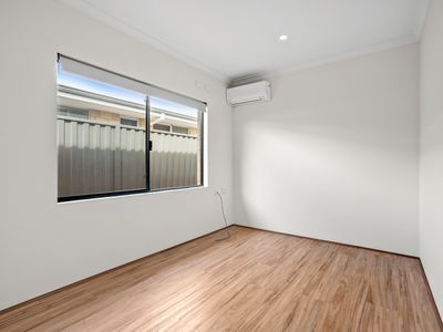 10 Gunwale Avenue, Port Kennedy
