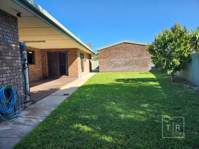 7 Begonia Place, Sinclair