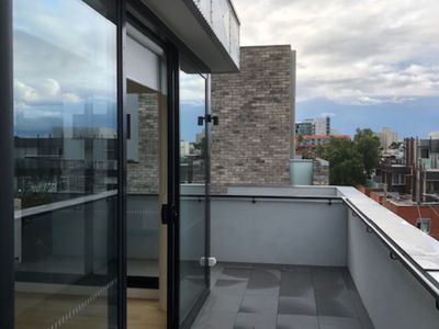 302 / 7 White Street, Windsor