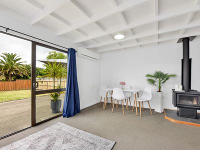 1 / 1 Windlesham Place, Wakefield