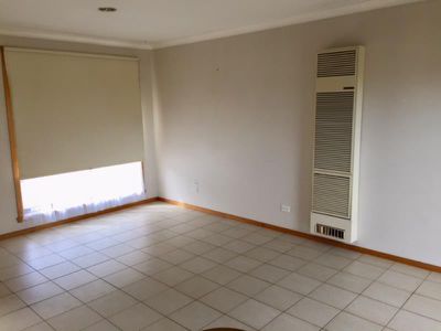 2/3 Patterson Avenue, Hoppers Crossing