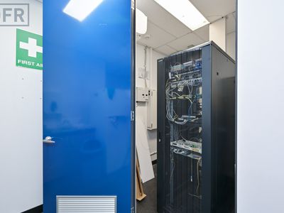 82 Discovery Drive, Bibra Lake