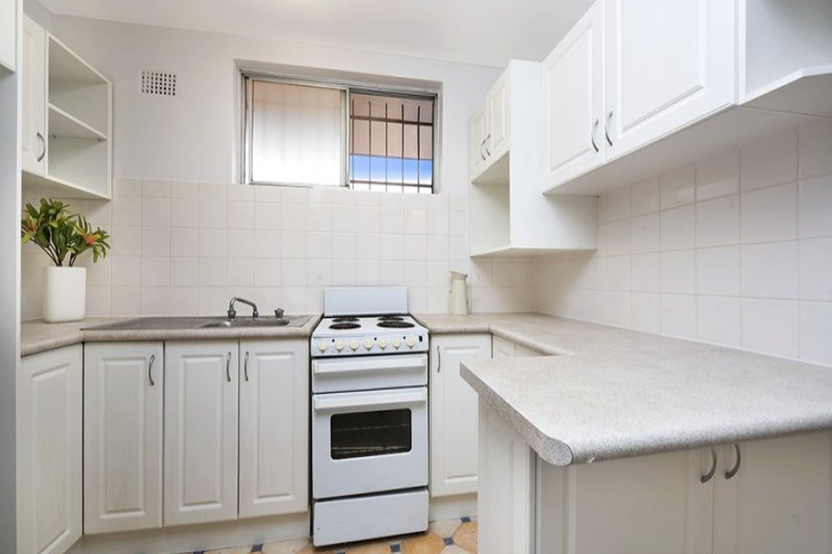 60 Cook Road, Centennial Park