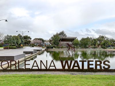 8 Johnstone Court, Evanston Gardens