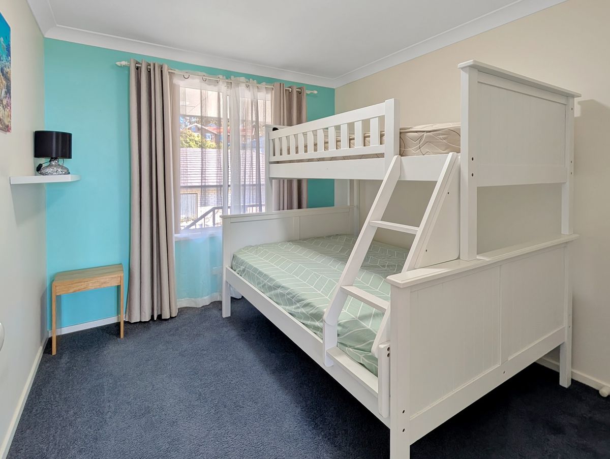 4 / 1 Warbler Crescent, North Narooma