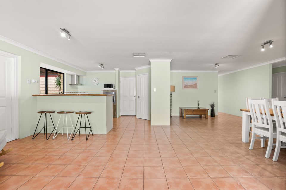 25 Seawind Drive, Rockingham