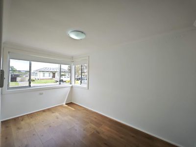 13 Yuruga Avenue, Doonside